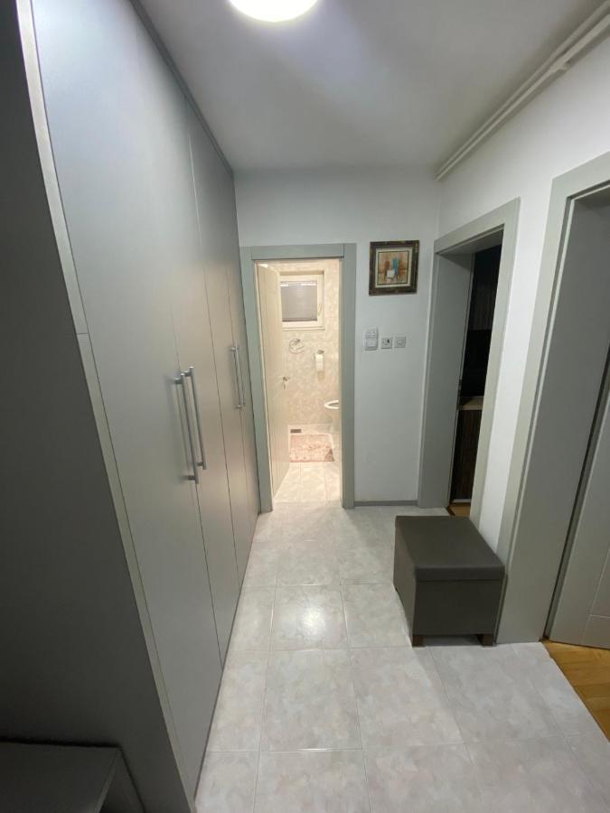 Santa Barbara Apartment Belgrado Exterior foto